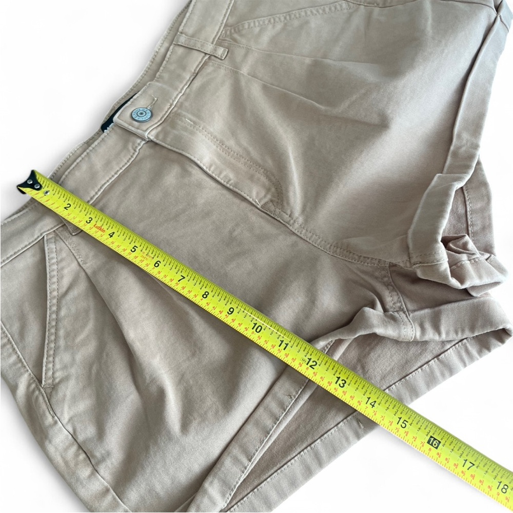 Express Pleated High Rise Mom Short - Picture 4 of 7